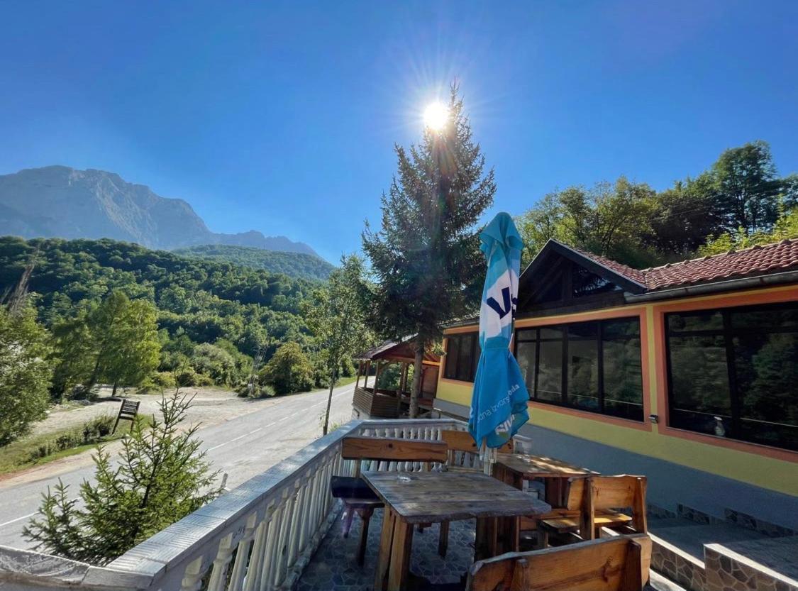 Apartmani Sastavci Tjentiste Exteriör bild